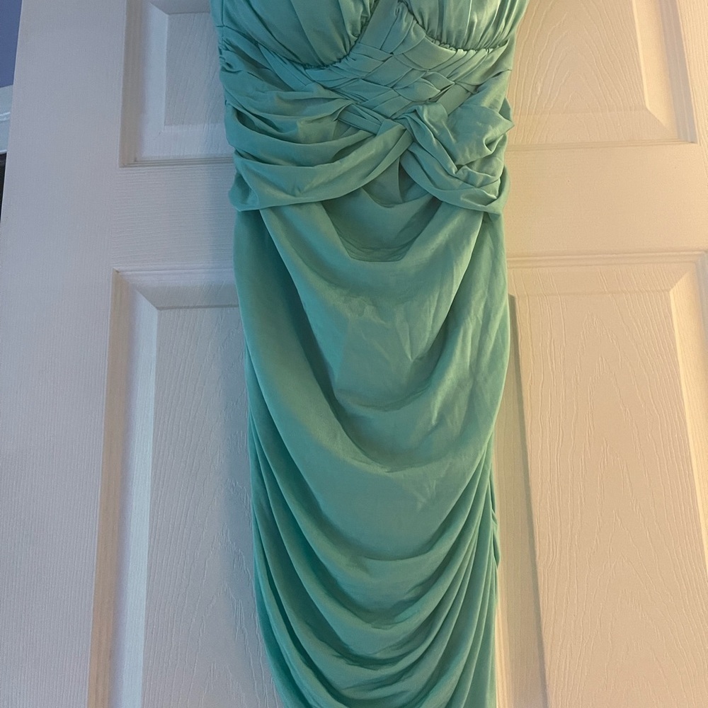 Elegant Green Strapless Dress